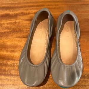 Taupe Tieks 8